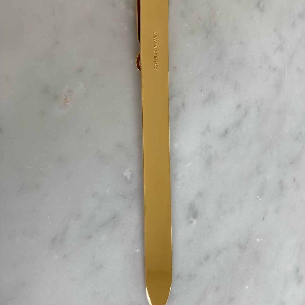 Gucci Black Leather Bookmark with Gold Accent - Picture 7 of 11